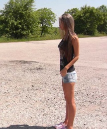 kuwait sex photo gallery beautiful babe fucked in the forest